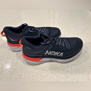 HOKA Bondi 7 … size 6.5 … barely used!